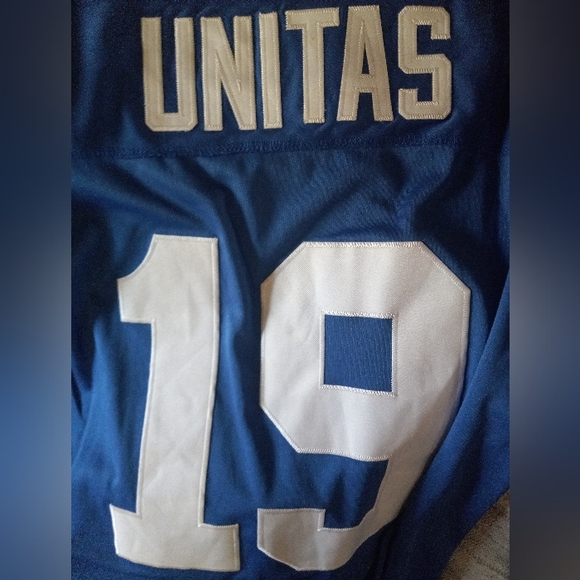 Johnny Unitas Jersey - Picture 5 of 7